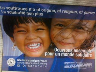 Le Secours islamique s'affiche dans le métro parisien